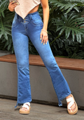 Jean Flare Push Up Tiro Medio – Azul Medio con Bota Asimétrica (Ref. 8062)