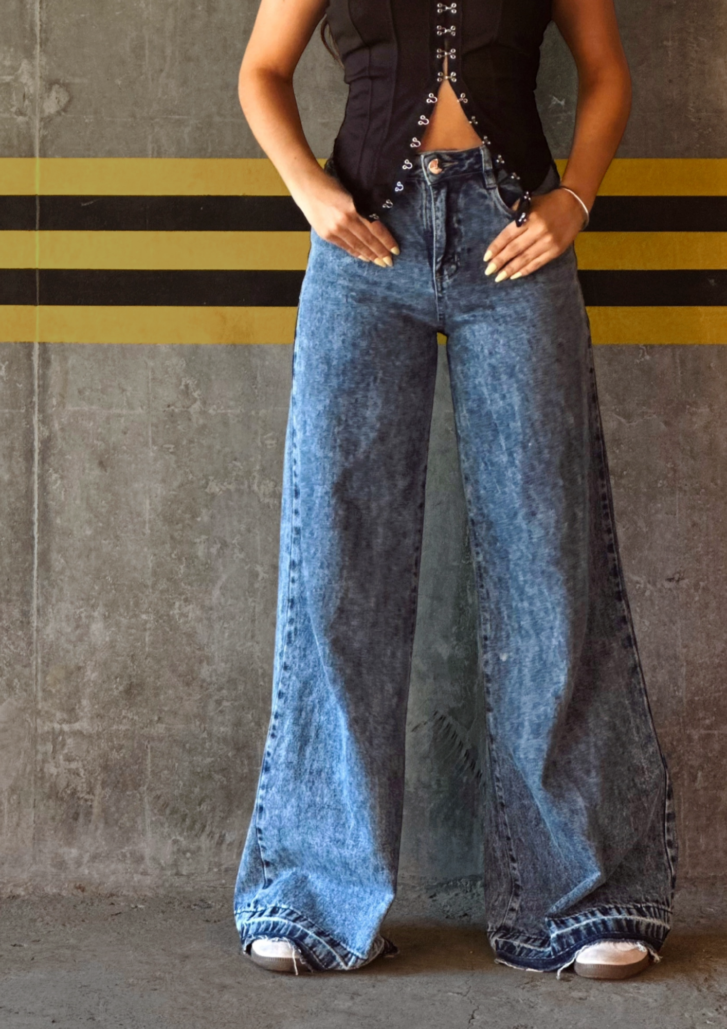 Jean Palazzo tono medio - Cintura ajustada y Pierna amplia